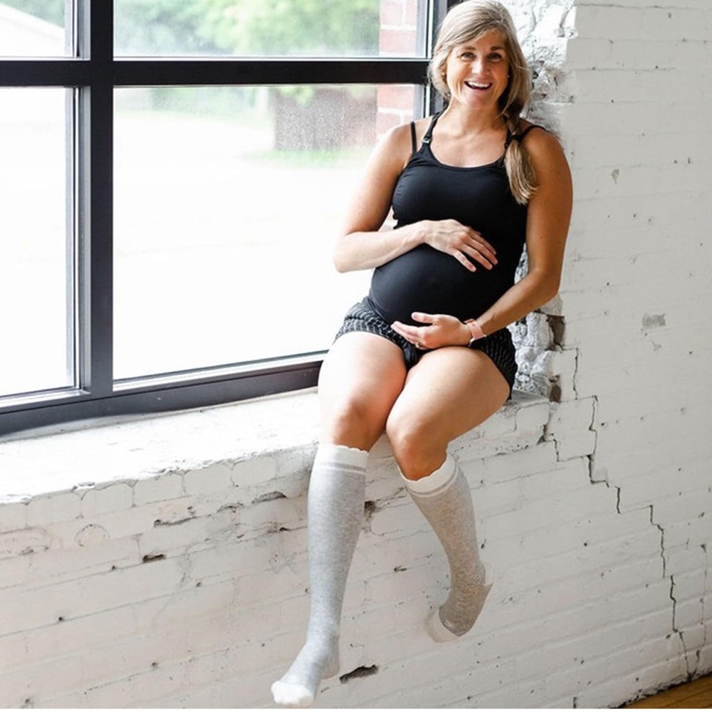 Belly Bandit Pregnancy Postpartum Compression Socks Spandex Grey White Size 2